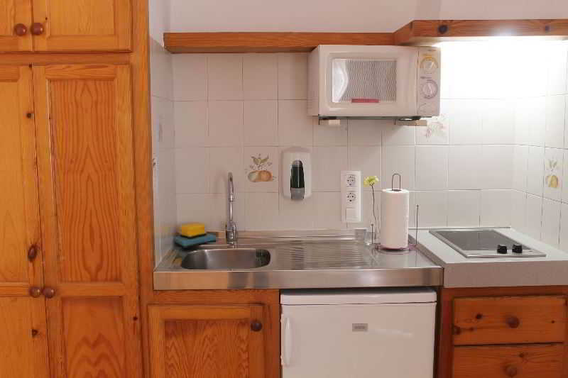 Apartamento Sol Ponent Cala Blanca  Exterior foto